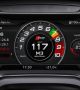 Audi R8: Виртуалният кокпит на Audi позволява да пълна персонализация. Можете да имате голям оборотомер или пък да използвате целия екран за навигация. Футуристично и готино.   